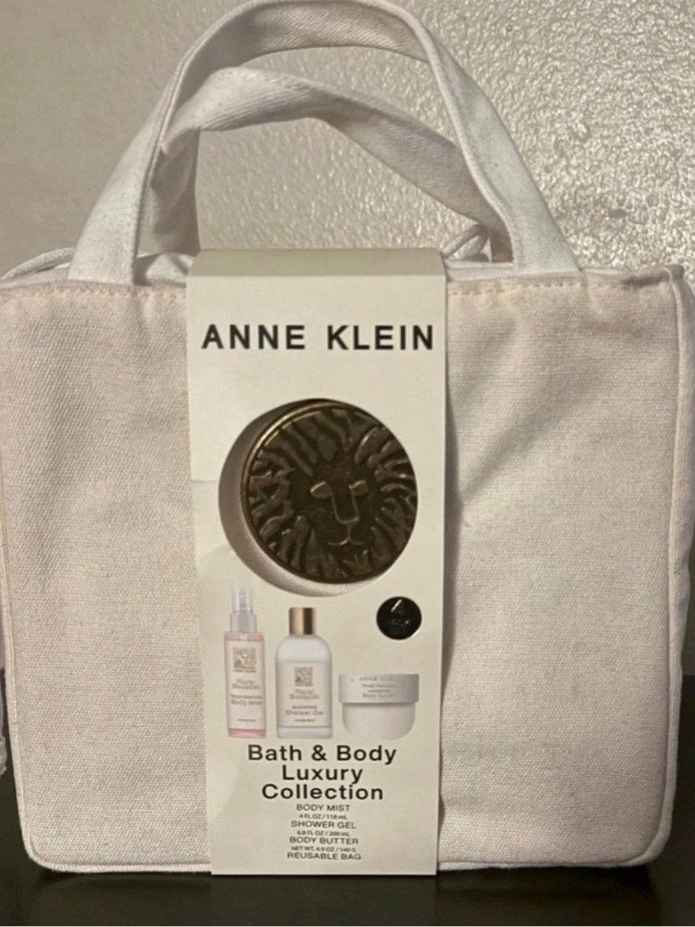 Anne Klein Bath & Body Luxury Collection Gift Set Floral Bouquet Reusable Bag - Picture 2 of 3